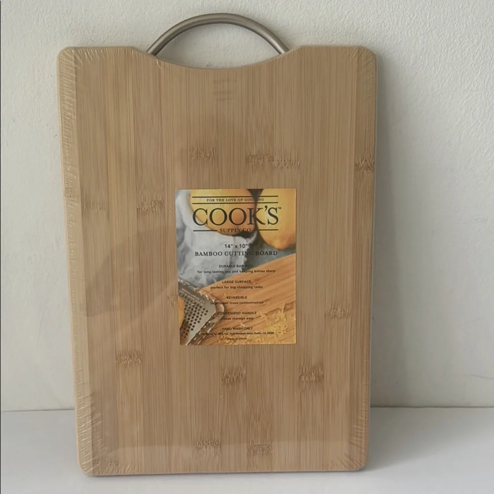Bamboo Cutting Board Durable Reversible W Metal Handle Natural Tan 14